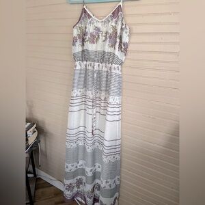Mimi Chica Floral Maxi Dress - Purple and White Size M